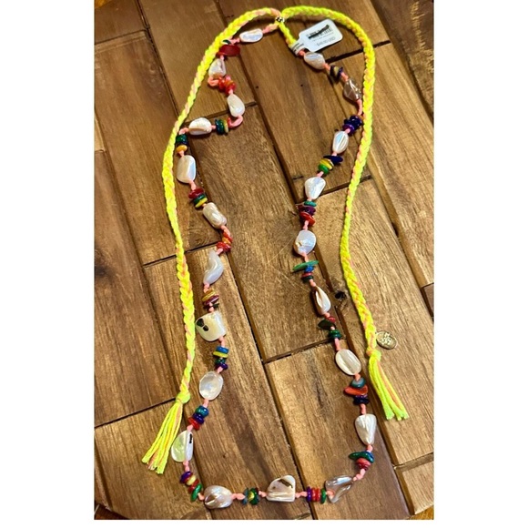 Free people seashell necklace with wonderful color assortment. - Picture 2 of 8